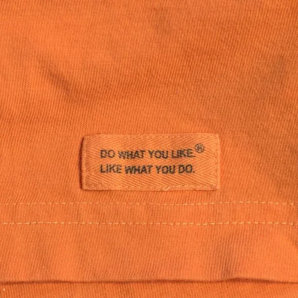 LIFE IS GOOD - Keep It Simple - Crusher Tee- Jake in Adirondack Chair - M - NWOT - Picture 4 of 7